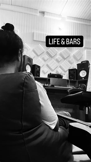 JA$$A on Instagram: "LIFE & BARS🎙️NEW PUNJABI RAP SONG . #punjabirap #punjabisongs #rap #hiphop #punjabihiphop #punjabirapper #punjab #punjabi #jassa #rapper #instagram #reels #trending #viral #desihiphop #desirap"