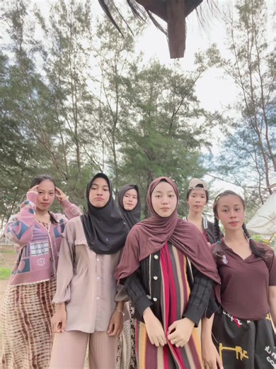 W1nd44__🧚🏻‍♀️🧚🏻‍♀️🧚🏻‍♀️ (@wind44_jjhhhh)’s videos with suara asli - L L U Z U N 💃