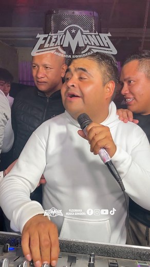 685K views · 7K reactions | La Voz De Barney - Dj Geras #barney #djset #reelsvideoシ #reelsvideoシ #SONIDEROS | Fleximania Musica Sonidera | Facebook