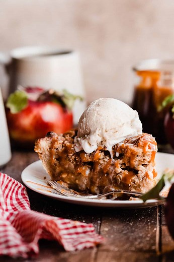 dutch caramel apple pie