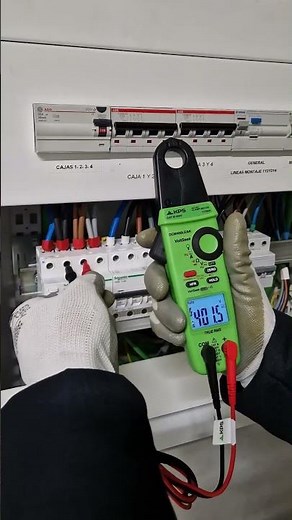 HOY OS VOY A ENSEÑAR CÓMO…MEDIR TENSIÓN CON LA DCM400LEAK
