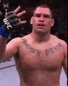 34M views · 202K reactions | Happy New Year! Get it started with the Top 10 heavyweight KO's of all time! | UFC | Facebook