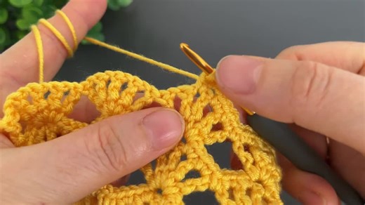 Learn How to Crochet and Knit: A Beginner's Guide
