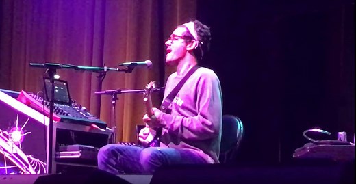 59K views · 1.1K reactions | John Mayer showing how performing with the MPC X as a singer-songwriter is done in this recent concert clip. The man's got skills... Check out the whole performance here: https://youtu.be/bk1jqD4B9ic | Akai Professional | Facebook