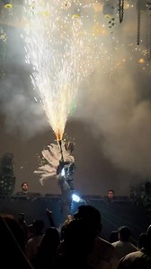 La música y la danza son mi pasión! En mi show te llevaré en un viaje sonoro a través de la música electrónica, bodypaint, lásers, pirotecnia y fuego🔥@fans destacados | El Azteca