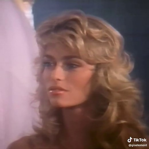 Explore 80s Beauty Trends with Marianna Gravatte
