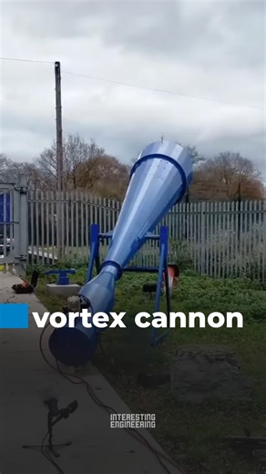 What does a vortex cannon sound like? This type of cannon fires a vortex of air at 185 mph. It creates a sonic boom that can be heard for miles. What would you do if you heard this? 🎥 HMS Engineering / YT | Interesting Engineering