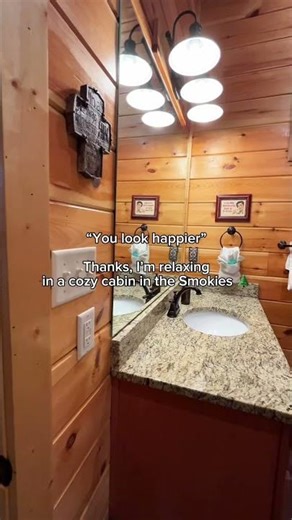 The perfect cabin for a smoky mountain vacation in Pigeon Forge, TN!