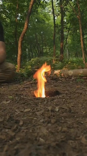 Making a rocket stove in the ground 🔥 #survival #bushcraft #outdoors #campfire #rocketstove #outdoorcooking #camping #outdoorlife #campinglife #survivaltips | Camping & Bushcraft