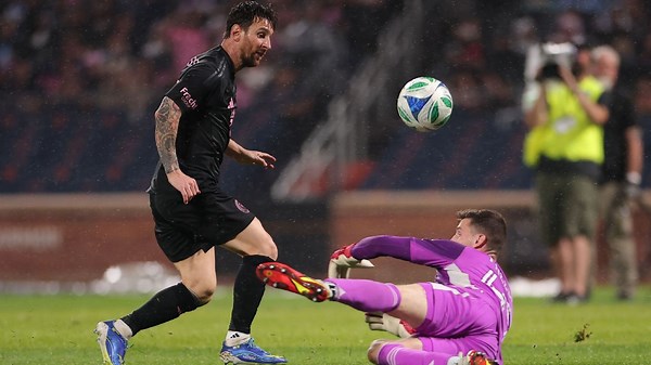 Lionel Messi's brace helps Inter Miami clinch playoff spot