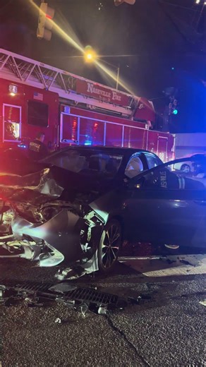 Car accident just happened in front of me, drive carefully please