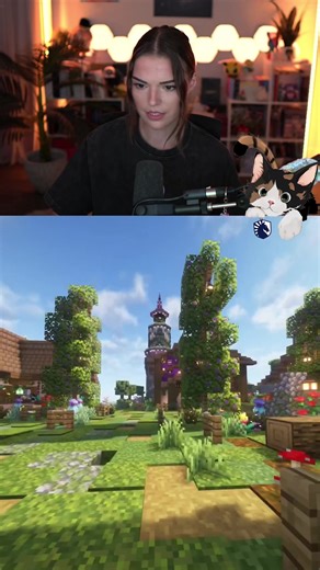 Minecraft World Tour Part 4: Gameplay & Gamer Girl
