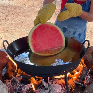 1.9M views · 9.5K reactions | Have you ever tasted a watermelon popcorn? We've got the recipe! | 5-Minute Crafts | Facebook