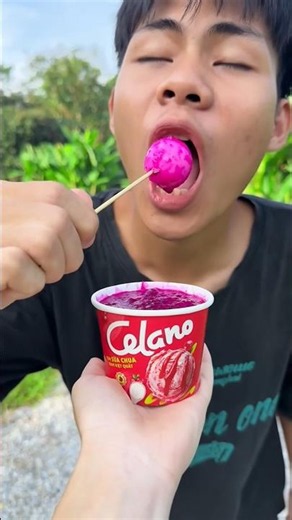 chuyện cười từ cây kem merino ớt siêu cay cho món kẹo mút của em gai bất ngờ trong chiếc cốc?#shorts