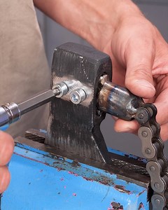 Modern Flexible Battle Axe | Crafty Panda How