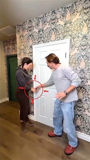 secret door in the house 😱
