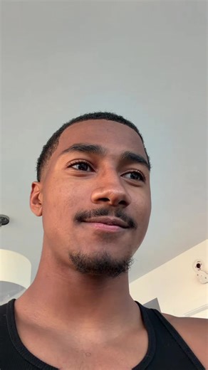 haskell (@ilikehaskell)’s video of he so small only needs one popcorn