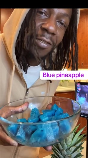 Blue #pineapple #review #fyp