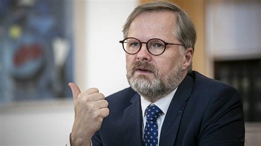 Pošta je v současné podobě neudržitelná. Problémy se hromadily roky, říká Fiala