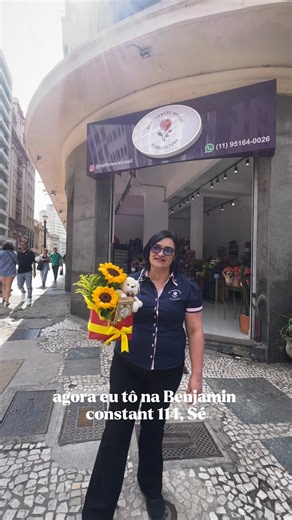 💐 Flores que encantam e presentes que emocionam, você encontra aqui na Net Flowers Brasil! Temos opções para todos os estilos e ocasiões — desde arranjos delicados até cestas completas personalizadas. 🎁✨ 🌸 Venha nos visitar! 📍 R. Benjamin Constant, 114 - Sé, São Paulo, Brazil 01005-000 ⏰ Horário de atendimento: Segunda a sexta: 08h às 19h Sábado: 08h às 14h Entregamos com carinho em toda a região central de SP. | Net Flowers Brasil