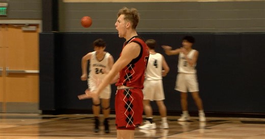 Baxter Springs splits road doubleheader against Galena