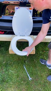 Every car should have this 🤯 Rest Stops don’t want you to know this hack #roadtrip #america #privacy #luxury | Randy & Mandy