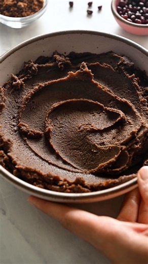 Red bean paste is a common ingredient in Asian desserts. I like making my own because I can adjust the amount of sugar and type of fat in it. Comment “recipe please” to get the link DMed to you! You can also tap the link in my profile. Cooking notes: - my mom actually makes red bean paste with kidney beans now. She says the slightly slimy texture of the beans helps make a sticky, more moist paste. - I’ve added walnut oil and coconut oil to give the paste more aroma but feel free to sub with any 