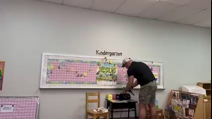 30 reactions | Watch as I transform my classroom with spring decorations in this 3 part series! I found some new favorite things to use in the classroom, and you can find them here : https://mrmarksclassroom.com/product-category/mr-marks-favorite-things/spring-classroom-decorations/ Let me know what you think! | Mr. Mark's Classroom | Facebook