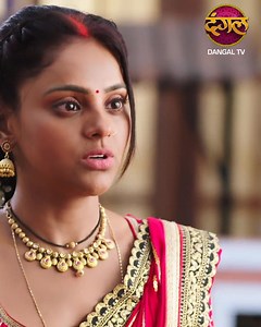 Tose Nainaa Milaai Ke | Best Scene Episode 126 | Dangal TV About Show -👀 Tose Nainaa Milaai Ke Kuhu never believed she’d marry, but destiny had other plans. Two sisters. Two brothers. One dark family secret. #ToseNainaMilaiKe #NewShow #DangalOriginals #VillageLove | Dangal TV