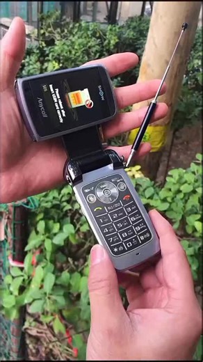 Samsung Anycall WCH-W350: Classic Camera Phone Review