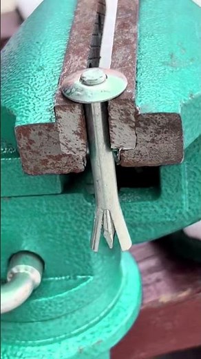 Easy to use expansion screws #tools