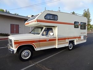 RV Motorhome Class C B Vintage Camper Shasta Chinook F-250 1 Owner Minnie Winnie NR Mint Travel