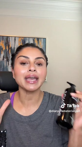 @Pacinos Signature Line bundle with the curl cream and the curl mousse is the ultimate way to get defined, curly hair and not a frizzy mess. I didn’t ever wear my hair curly before because i didn’t have the right products but using the right products has absolutely transformed my curly hair and now i can rock because curls with no frizz! #frizzyhairtips #curlyhairroutine #hairtok #hair #hairstyle