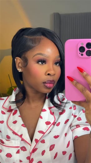 RESE 🇹🇹 on Instagram: "Soft Berry Pink Lip Combo 💋 Day 7 of 14 Valentine inspired lip combos ✨ Comment “ lips “ to receive the links to this combo https://liketk.it/5RD56"