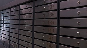 mailboxes with apartment numbers