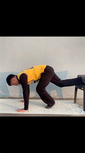 How to do declined Push-ups | #day127 #fitnessjourney #pushups #delinedpushups #youtubeshorts