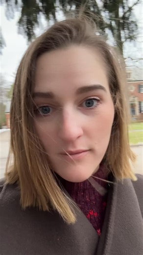 Windy City Mahjong on Instagram: "Let’s talk about DAD! The cadence of turns follows the pattern Draw - Assess - Discard (DAD). The draw is always from the wall (and all players are drawing from the same wall). When you’re drawing from the wall, you’re taking an UNKNOWN tile (because it’s face-down)! There’s one other way to take a tile - and this one is a KNOWN tile. The most recently discarded tile is also available for players, but you must call “PAUSE” before the player to the right (counter