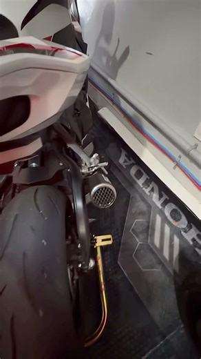 2025 HONDA CBR 1000RR SC PROJECT CR-T Brutal Exhaust Sound🔥 #honda #cbr1000rr #scproject #shorts