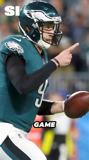 Should NFL Teams TAKE RISKS or PLAY IT SAFE with Analytics? 🏈 #nfl #flyeaglesfly