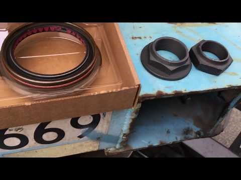Freightliner replacing axle seal