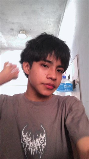 Videos de thex.09🦖 (@thex.2009) con “sonido original - 𝓡𝓸𝓼𝓼𝓮”