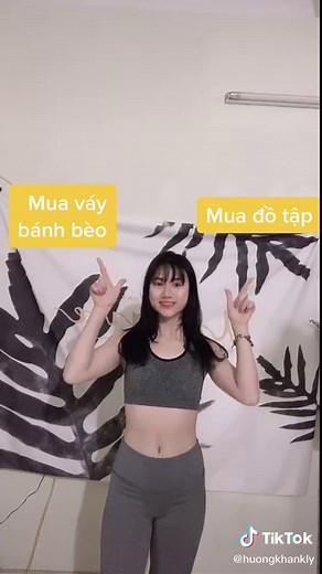 Cô Ly độ mông trên TikTok