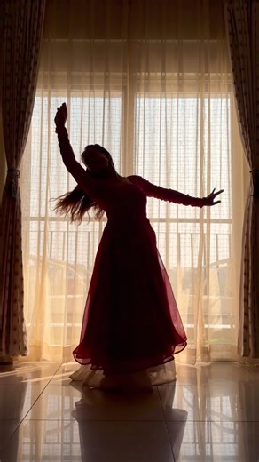 Saathiya Dance | Semi-Classical | Silhouette | #saathiya #semiclassical #silhouettedance #viraldance