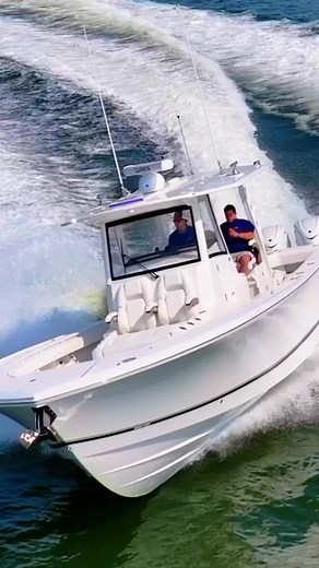 26K views · 528 reactions | Tour the all-new Regulator 28 & 35, plus new-for-2026 models Annapolis Boat Shows Oct 2-5 with Bluewater Yacht Sales ️⚓ Members of our factory team will join our local dealer Bluewater Yacht Sales on Dock A to show you the latest updates, including standard Seakeeper Ride, new Yamaha power options, upgraded teak finishes and more. | Regulator Marine | Facebook