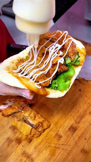 Fried Chicken Steamed Bun Perfect Combination Breakfast Dough Food Baozi Training