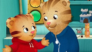 Daniel Tiger's Neighborhood - Daniel and Dad Go to The Beach Video | PBS KIDS