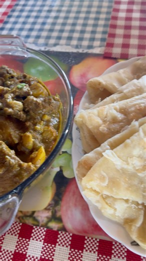 42K views · 380 reactions | Nothing hits the spot like tender beef curry with soft, fluffy roti – comfort food at its best! Whatsapp 592-654-5339 to book food tours! | Visit Guyana | Facebook