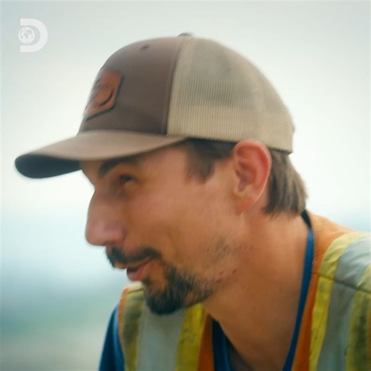 Running FOUR wash plants at the same time? Parker’s pushing his operation further than ever before 😳⛏️ #GoldRush | Discovery Channel UK