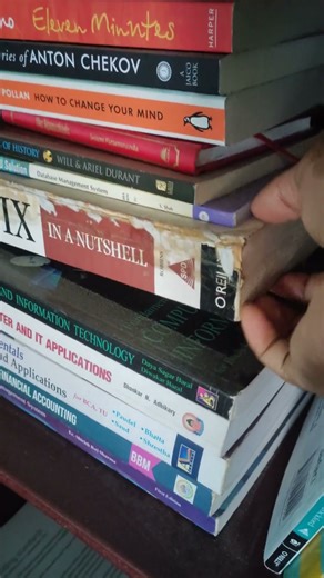 Old Linux Books in the Bookshelf #linux #books