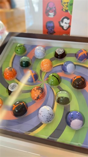 Our Halloween Chocolate Collections have officially arrived in stores!⚰️🧛🏻‍♂️ Swing by this weekend and treat yourself to our spookiest, sweetest creations yet. Whether you’re gifting, hosting, or just snacking our limited-edition Halloween chocolates are ready to make your weekend a little sweeter!🍫👻 ​ https://www.elbowchocolates.com/halloween-chocolates.html ​ #christopherelbowchocolates #elbowchocolates #chocolates #halloweentreats #chocolatier #chocolate #halloween #mummy #eater #vampire